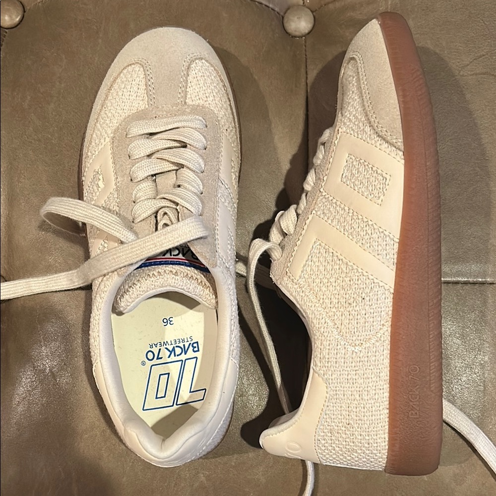 Women's Athletic Shoes - Cream